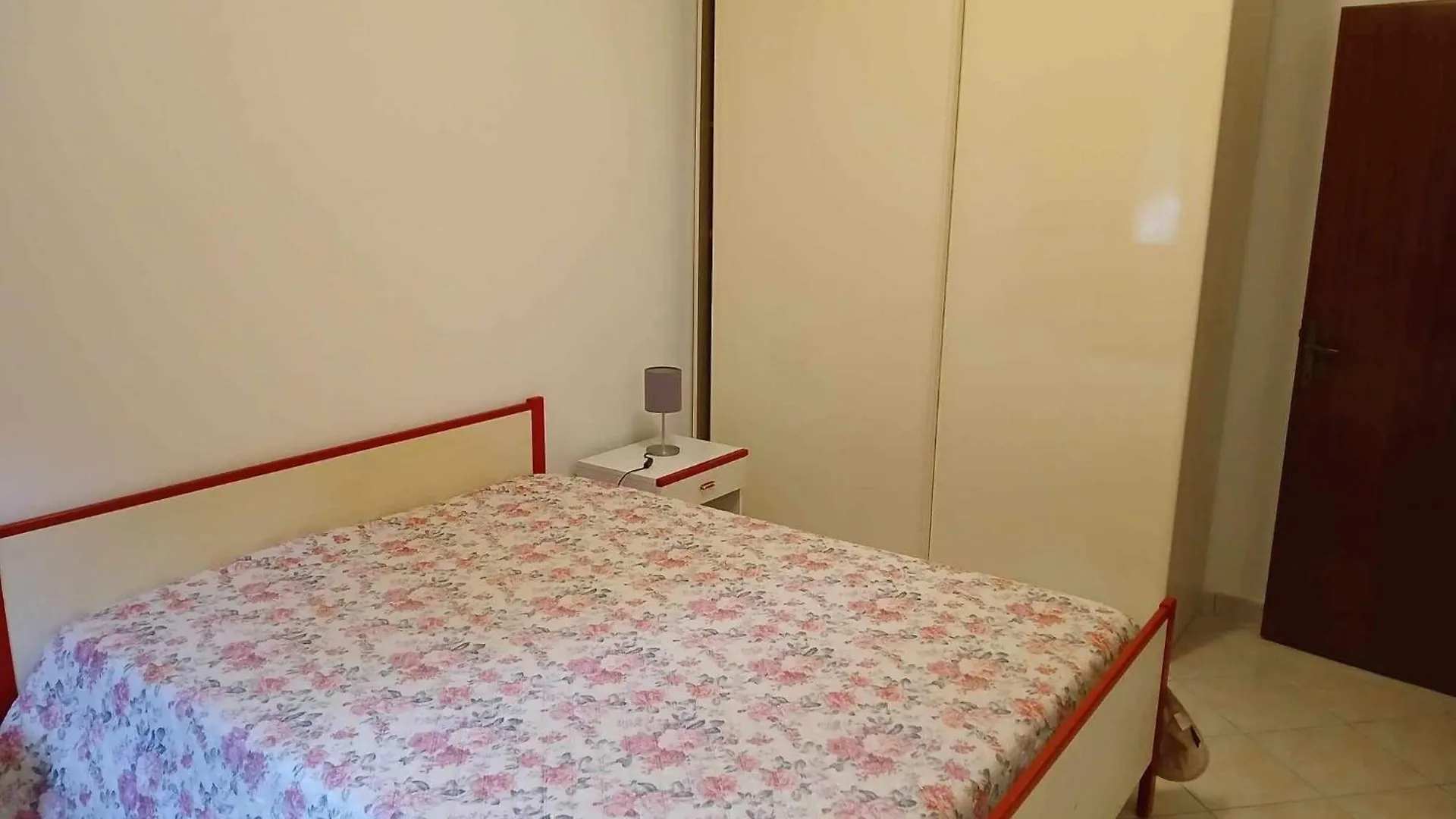 Casa Vacanze Sara Follonica 0*,